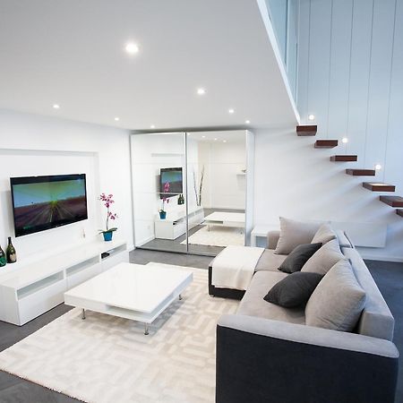 Stylish Loft With Balcony Leilighet Budapest Eksteriør bilde