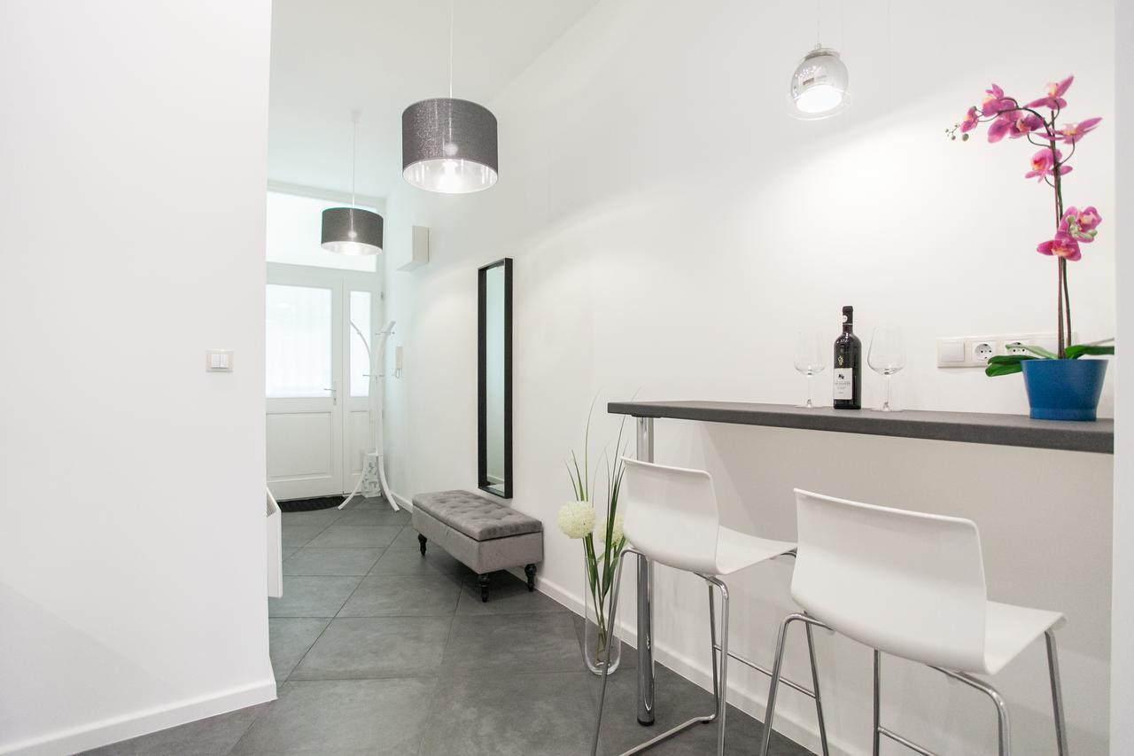 Stylish Loft With Balcony Leilighet Budapest Eksteriør bilde